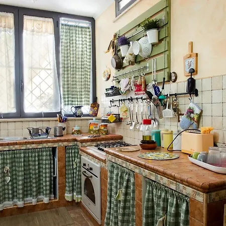 Ferienwohnung A Casa Di Sara Tivoli Exterior foto